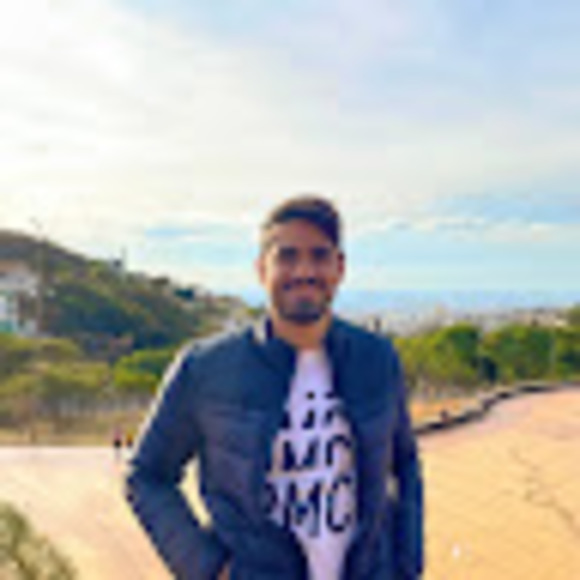 Meet your Posher, Felipe - Picture 1 of 1